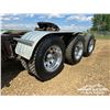 Image 42 : 2015 FREIGHTLINER 122SD TRI DRIVE TRUCK TRACTOR