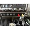 Image 21 : 2014 KENWORTH T800 TRI DRIVE LOG TRUCK