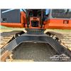 Image 35 : 2005 HITACHI ZAXIS ZX250LL ROADBUILDER EXCAVATOR