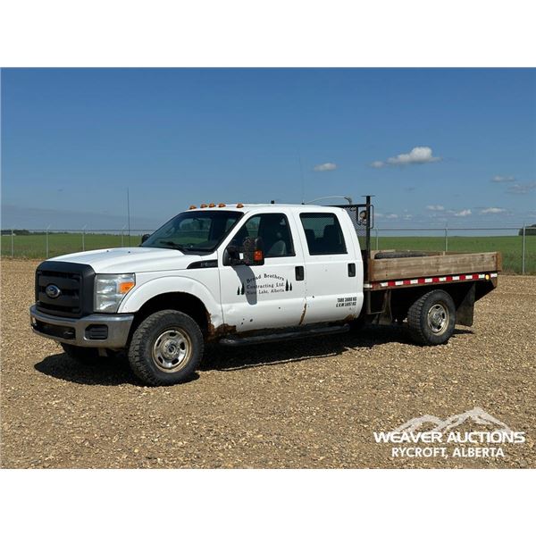 2011 FORD F350 XL CREW CAB FLATBED TRUCK