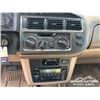 Image 16 : 2000 TOYOTA SIENNA 4 DOOR SEDAN VAN