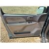 Image 18 : 2000 TOYOTA SIENNA 4 DOOR SEDAN VAN