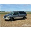 Image 1 : 2000 TOYOTA SIENNA 4 DOOR SEDAN VAN