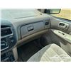 Image 9 : 2000 TOYOTA SIENNA 4 DOOR SEDAN VAN