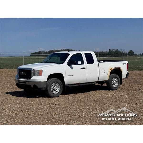 2010 GMC SIERRA 2500 EXTENDED CAB PICKUP