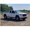 Image 2 : 2010 GMC SIERRA 2500 EXTENDED CAB PICKUP