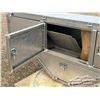 Image 8 : 4 COMPARTMENT ALUMINUM TOOL CABINET