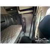 Image 27 : 2013 PETERBILT 388 T/A SLEEPER TRUCK TRACTOR