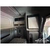 Image 28 : 2013 PETERBILT 388 T/A SLEEPER TRUCK TRACTOR