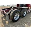 Image 54 : 2013 PETERBILT 388 T/A SLEEPER TRUCK TRACTOR