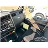 Image 10 : 2015 KENWORTH T800 T/A DUMP TRUCK