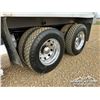 Image 39 : 2015 KENWORTH T800 T/A DUMP TRUCK