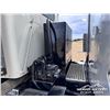 Image 32 : 2016 KENWORTH T800 T/A DUMP TRUCK