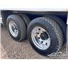 Image 44 : 2016 KENWORTH T800 T/A DUMP TRUCK