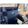 Image 53 : 2016 KENWORTH T800 T/A DUMP TRUCK