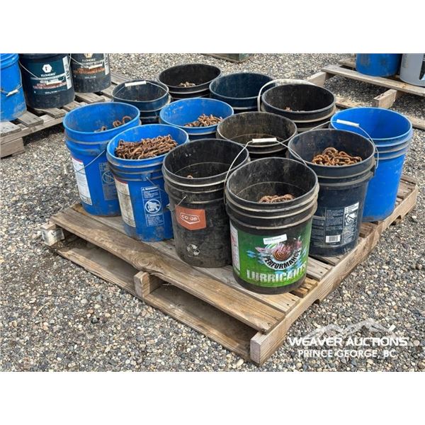 TRUCK TIRE CHAINS