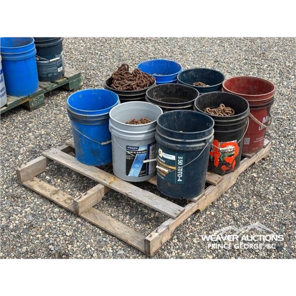 TRUCK TIRE CHAINS
