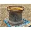 Image 4 : JOHN DEERE 748G STEEL RIM