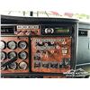 Image 18 : 2006 KENWORTH T800 T/A SLEEPER WINCH TRACTOR