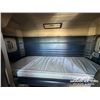 Image 25 : 2005 KENWORTH T800 TRI DRIVE SLEEPER TRUCK TRACTOR