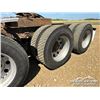 Image 46 : 2005 KENWORTH T800 TRI DRIVE SLEEPER TRUCK TRACTOR
