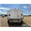 Image 44 : 2006 PETERBILT 335 T/A WATER TRUCK