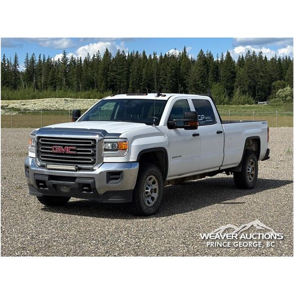 2015 GMC SIERRA 3500 CREW CAB PICKUP
