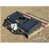 Image 3 : 2025 LANDHONOR SKID STEER BALE SPEAR