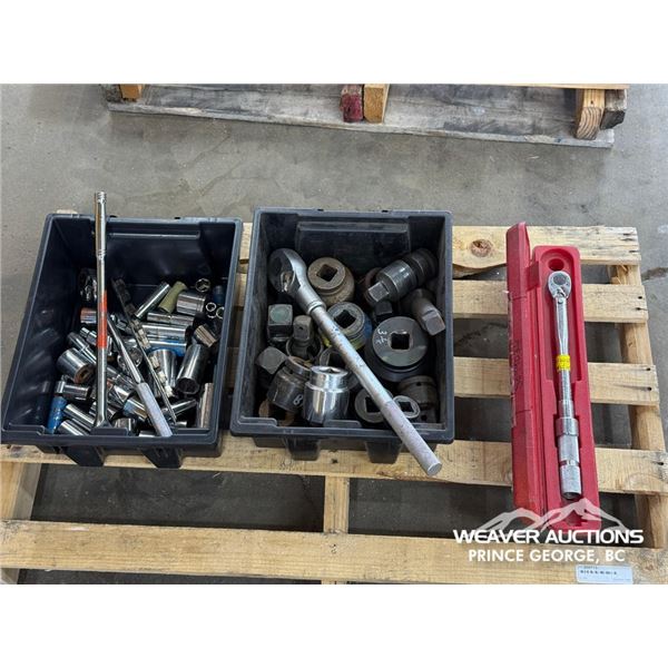 QUANTITY OF SOCKETS & WRENCHES