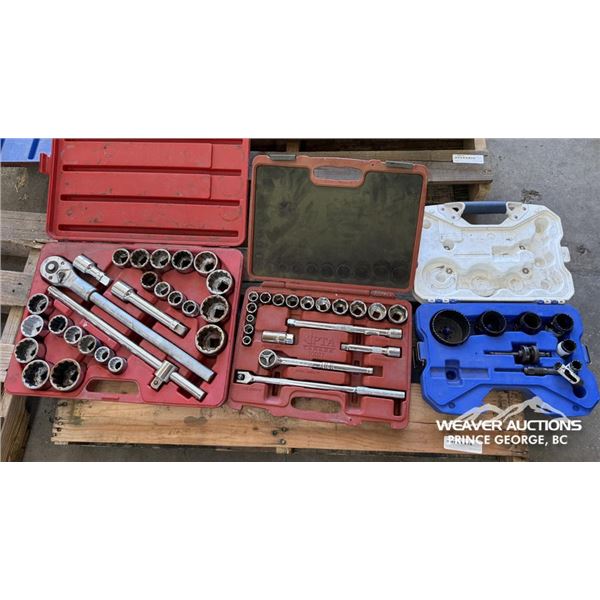 3/4 DRIVE & 1/2 IN. SOCKET SET