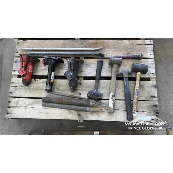 (3) HAMMER,(3) BOTTLE JACK,(2) BREAKER BAR