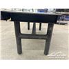 Image 5 : HD SHOP TABLE