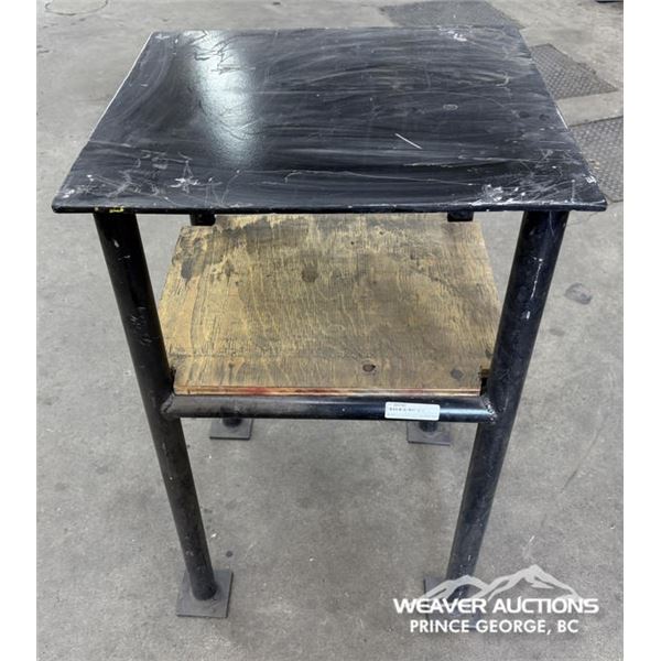 SHOP TABLE