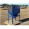 Image 4 : SAND/GLASS BEADER CABINET