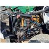 Image 36 : 2005 KENWORTH T800B TRI DRIVE WINCH TRACTOR