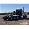Image 3 : 2005 KENWORTH T800B TRI DRIVE WINCH TRACTOR