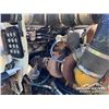 Image 47 : 2005 KENWORTH T800B TRI DRIVE WINCH TRACTOR