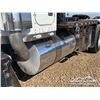 Image 51 : 2005 KENWORTH T800B TRI DRIVE WINCH TRACTOR