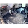 Image 21 : 2006 PETERBILT 378 T/A DUMP TRUCK