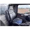 Image 27 : 2006 PETERBILT 378 T/A DUMP TRUCK