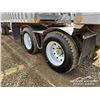 Image 18 : 1990 DOEPKER B-TRAIN GRAIN TRAILERS