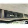 Image 23 : 2000 FREIGHTLINER FL112 T/A FLATBED TRUCK
