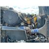 Image 31 : 2000 FREIGHTLINER FL112 T/A FLATBED TRUCK