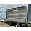 Image 36 : 2000 FREIGHTLINER FL112 T/A FLATBED TRUCK