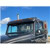 Image 48 : 2000 FREIGHTLINER FL112 T/A FLATBED TRUCK