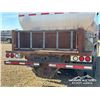 Image 35 : 1995 KENWORTH T800 T/A FUEL TRUCK