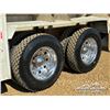 Image 42 : 1995 KENWORTH T800 T/A FUEL TRUCK