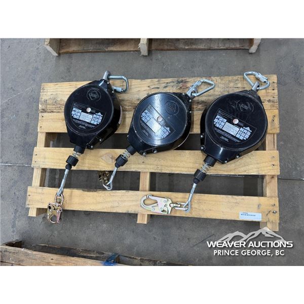 HARNESS RETRACTABLES
