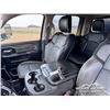 Image 12 : 2019 DODGE RAM 5500HD CREW CAB BOOM TRUCK