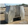Image 5 : ALUMINUM TRUCK STORAGE CABINET